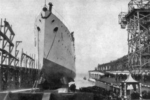 Спуск на воду со стапеля легкого крейсера SMS «Novara» (15.2.1913)