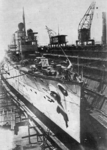 Легкий крейсер SMS «Novara» на ремонте в доке (май 1917 г.)