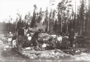  Военнопленные на строительстве Мурманской железной дороги. 1916 год