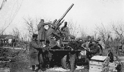 8-см зенитная пушка М15 на автомобильном шасси, позиция на реке Пиаве в феврале 1918 года