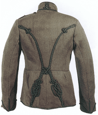 Офицерский гусарский доломан военного времени. Пошит из сукна серого цвета; шнуры и розетки - из зеленой шерсти