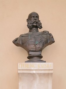 Бюст венгерскому королю Францу Иосифу I в г. Сегед (Венгрия)
