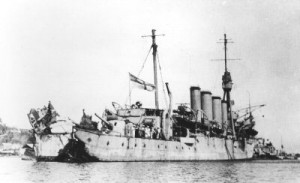 После торпедной атаки U-31 у HMS «Weymouth» оторвало часть кормы
