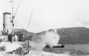 Выстрел торпедой с SMS «Warasdiner»