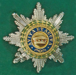 Звезда 1-й степени ордена Железной Короны с военным отличием и серебряными мечами