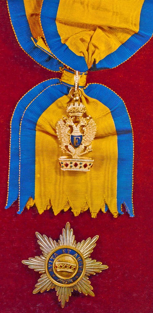 Награды: ордена, медали Ordens-der-Eisernen-Krone-1st-klass