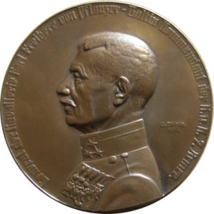 Аверс настольной медали «В память возврата Черновцов 7-й Армией под командованием генерала барона Карла фон Пфланцер-Балтина. 1915»