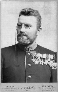 Карл Комзак-Молодший (близько 1905 року))